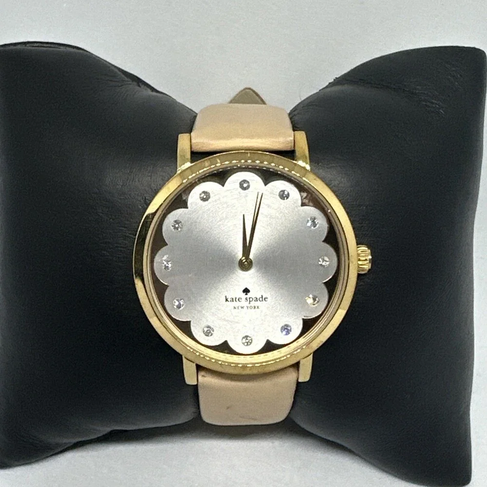 Kate Spade New York Metro 0586 Women's Beige Leather Analog Dial Watch HME645